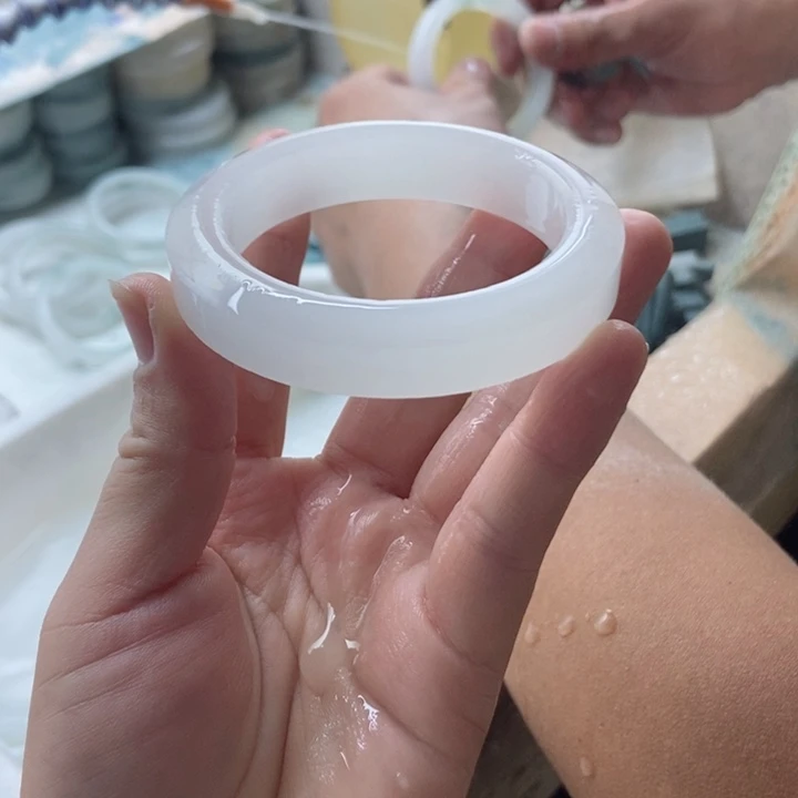 石英质玉手镯未镶嵌@*莫加工定制