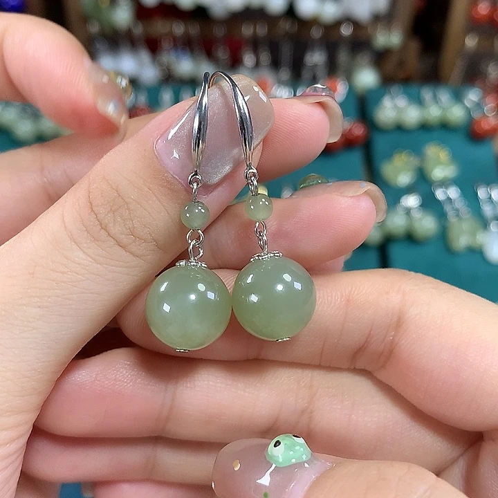 和田玉银S925镶嵌耳饰天然卡12mm左右冰晴水