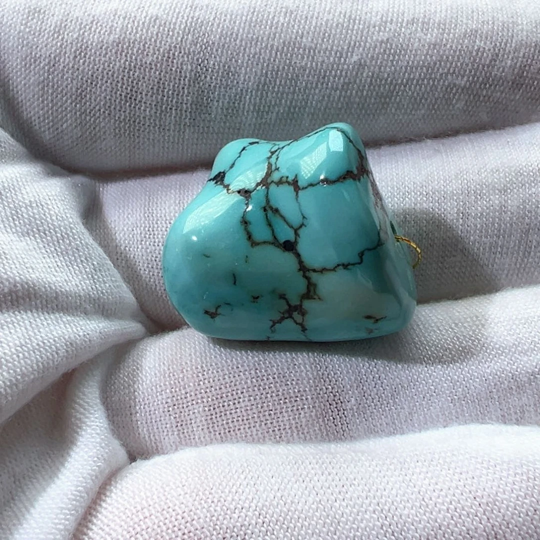 绿松石未镶嵌挂件