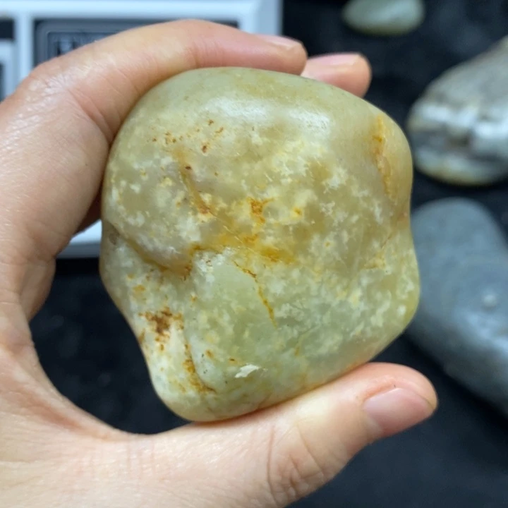 未镶嵌和田玉（糖玉）挂件