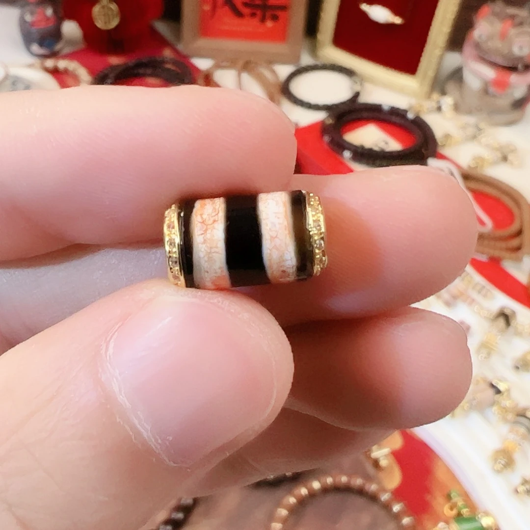 椰蒂吊坠吉*果，1111111111111