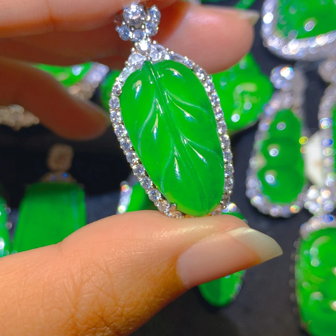 翡翠银S925镶嵌颈饰