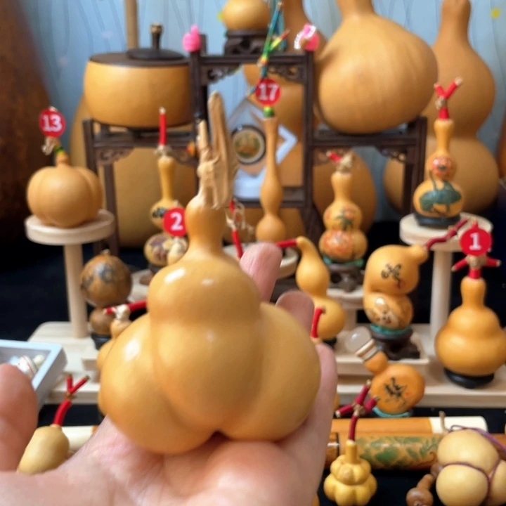 王*淇葫芦岛市……不来这个是一个小时