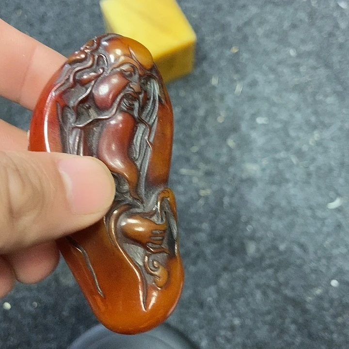 软陶晚上吃什么饭呀。晚上睡觉的时候突然想起