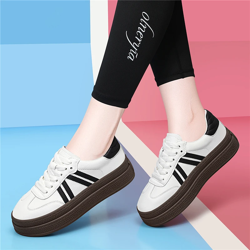 厚底小白鞋女百搭春秋松糕2025夏季透气新款流行爆单休闲运动板鞋