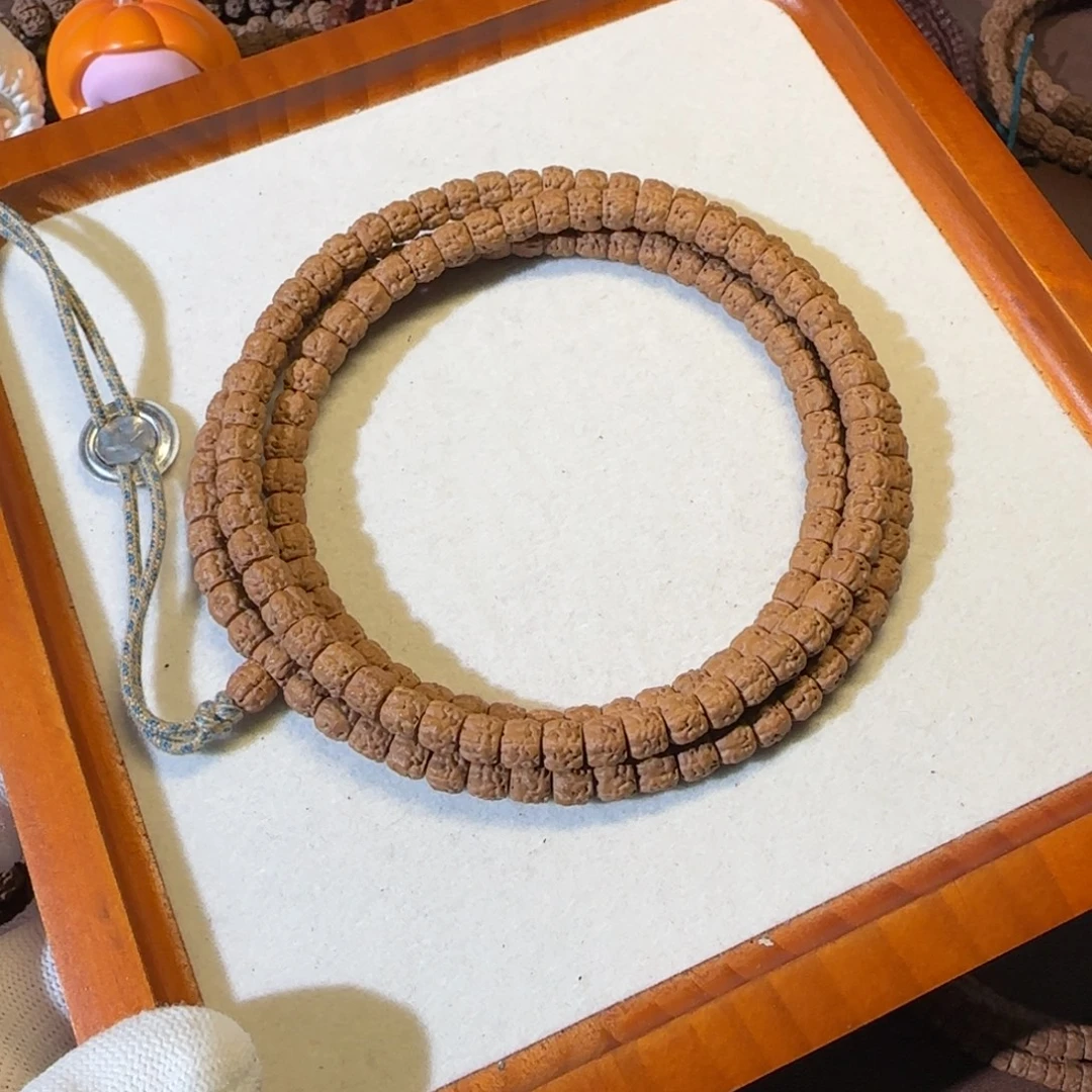 吊坠金刚菩提龙切佛手6.9