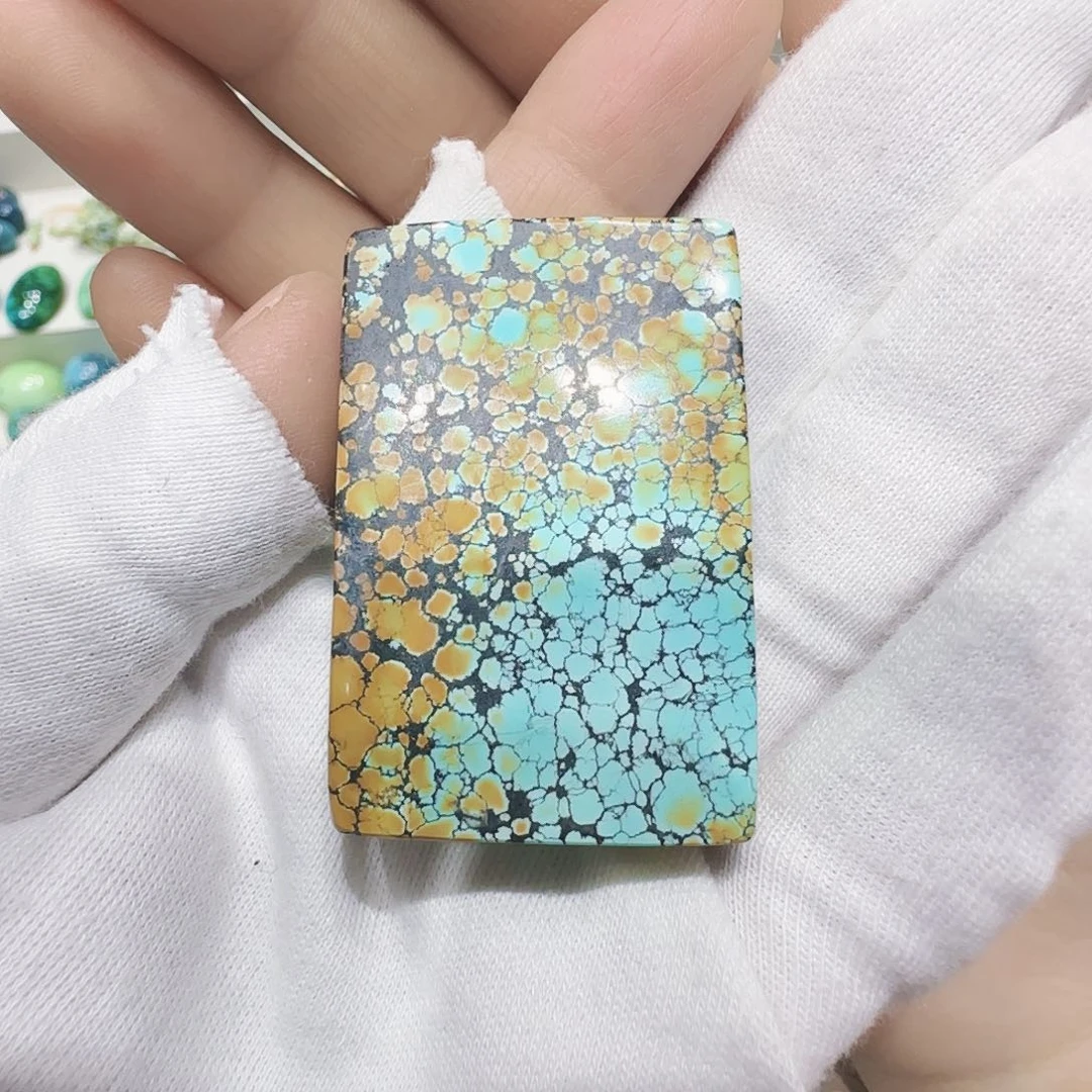 绿松石未镶嵌原矿绿松石