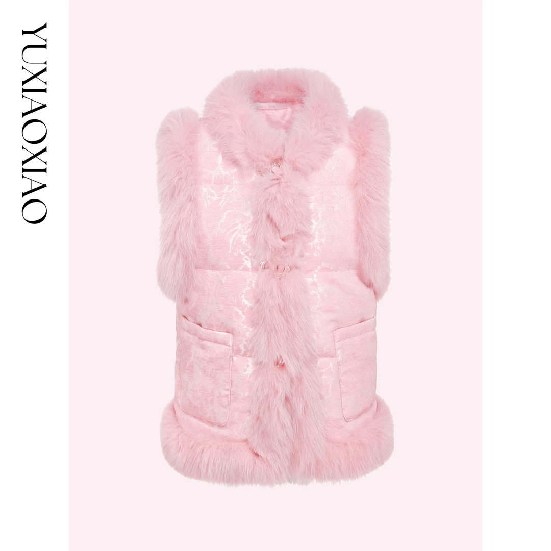 余潇潇【粉黛初冬】90鹅绒雪尼尔提花狐狸毛拼接国风马甲羽绒服