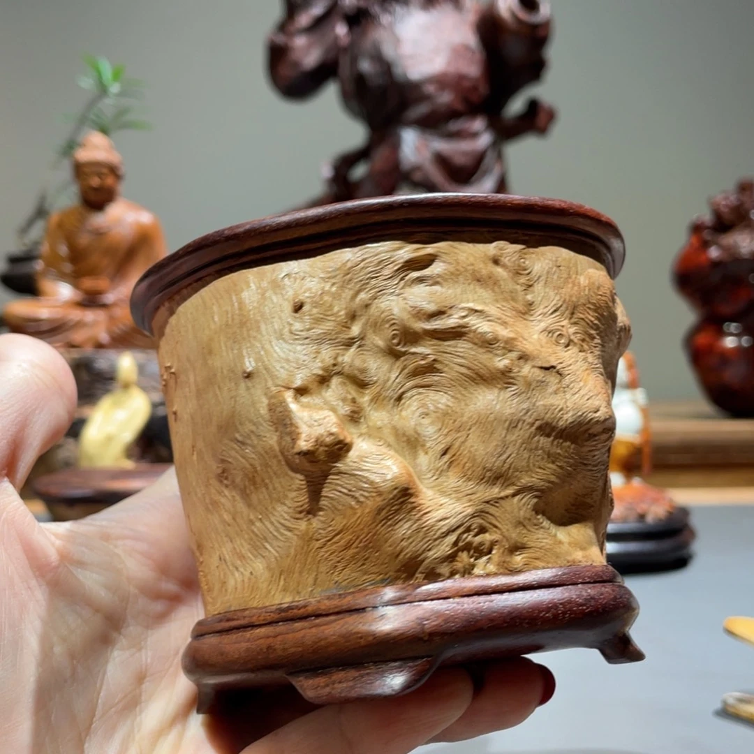延***宫木质荔枝木笔筒工艺品