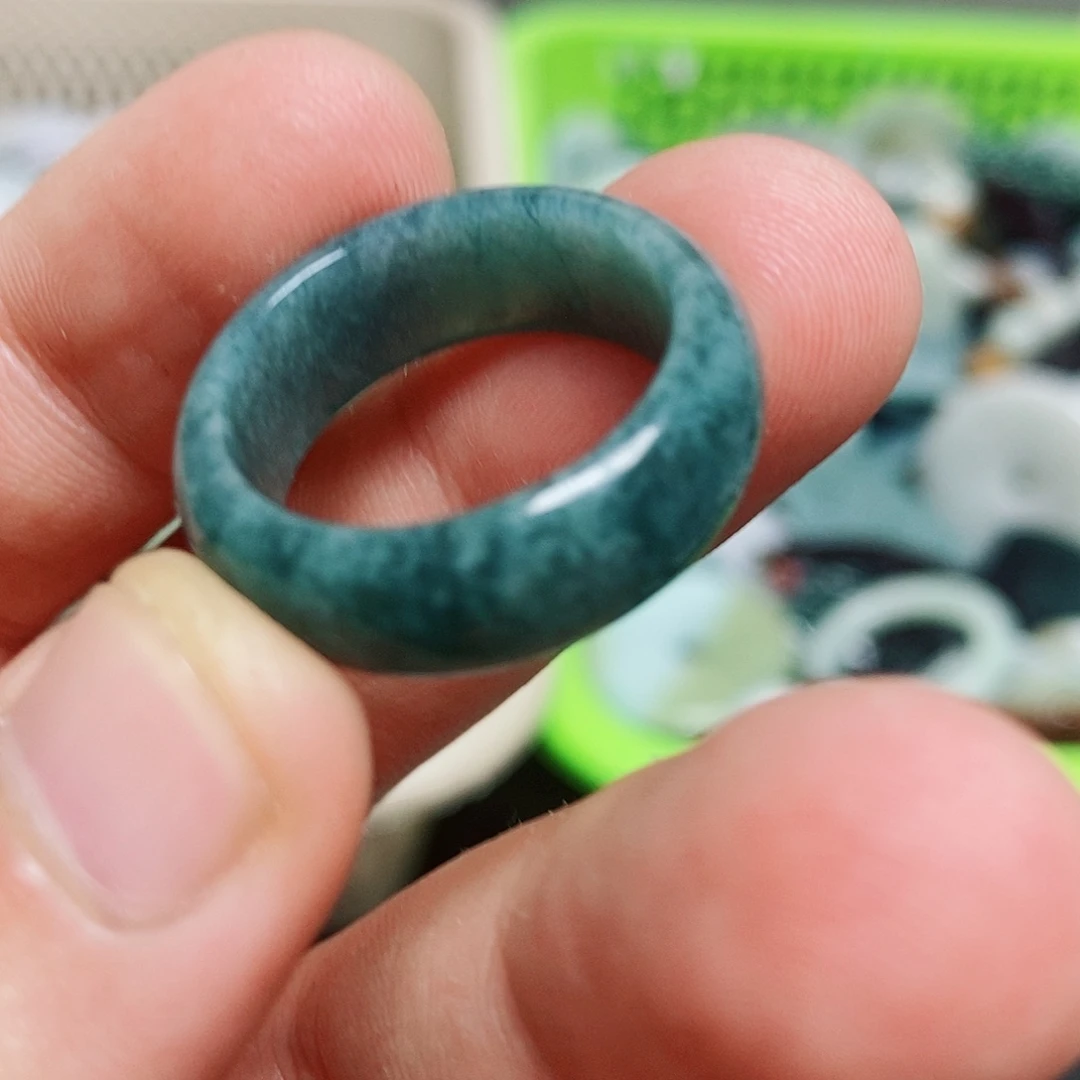 颈饰未镶嵌翡翠纯天然