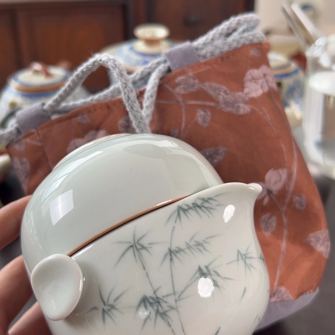 茶具等产品的生产和销售为一体