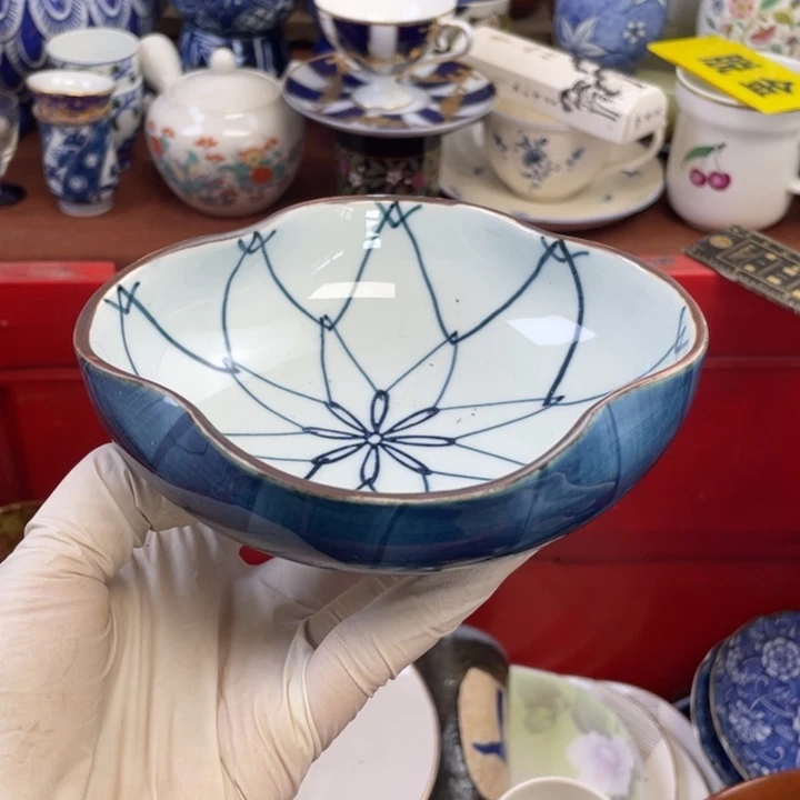 他家瓷器真美…开播了