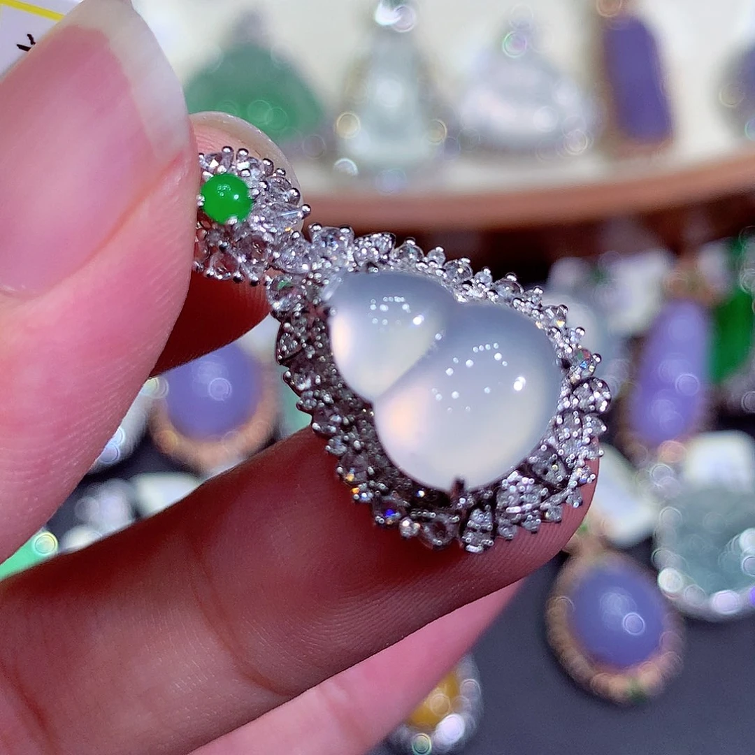 翡翠18K金镶嵌吊坠(不含链)