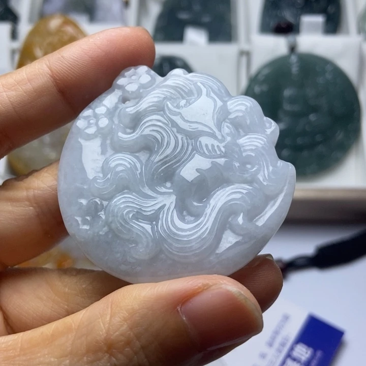 颈饰未镶嵌翡翠翡翠