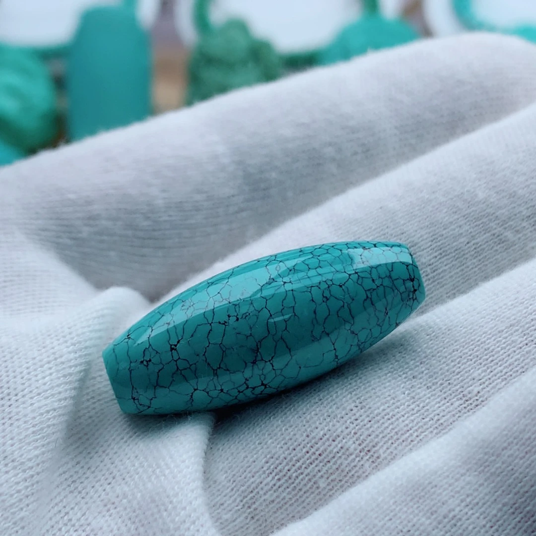 未镶嵌绿松石桶珠