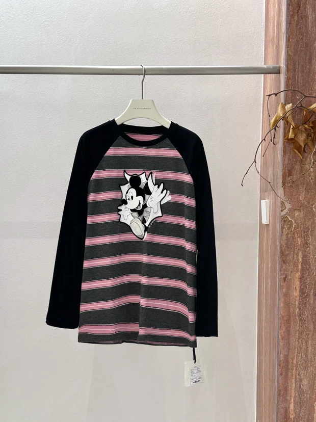 深圳出品TTONE圆领保暖宽松T恤打底衫秋季时尚长款印花百搭长袖