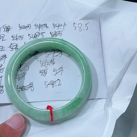 翡翠未镶嵌手镯天然翡翠手镯