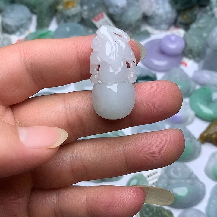 翡翠未镶嵌颈饰天然翡翠