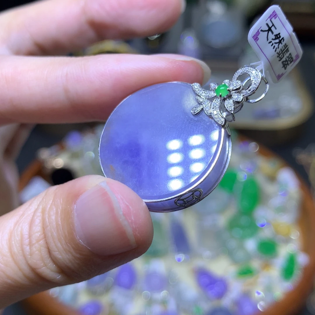 翡翠18K金镶嵌颈饰翡翠吊坠项链