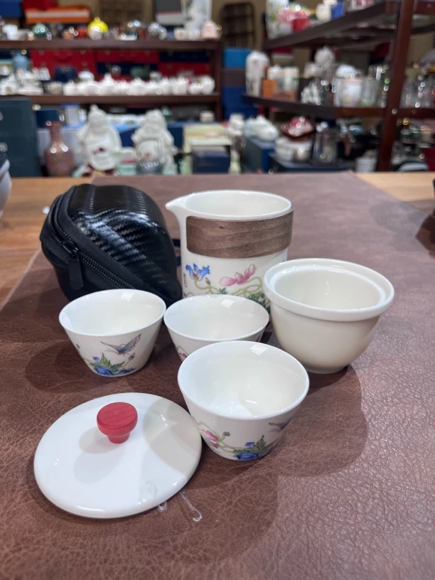 015蝶恋花一壶三杯旅行茶具
