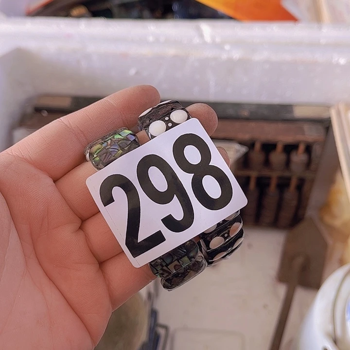 旺***姐965544115586786785