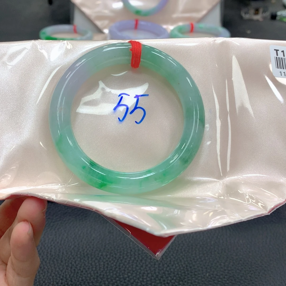 菩***心翡翠未镶嵌手镯翡翠