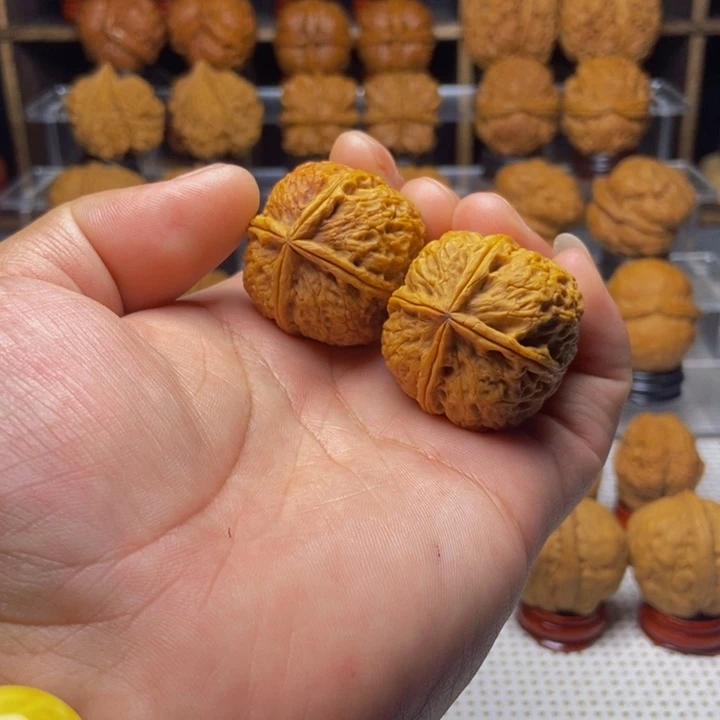 桃核吊坠9方正四棱