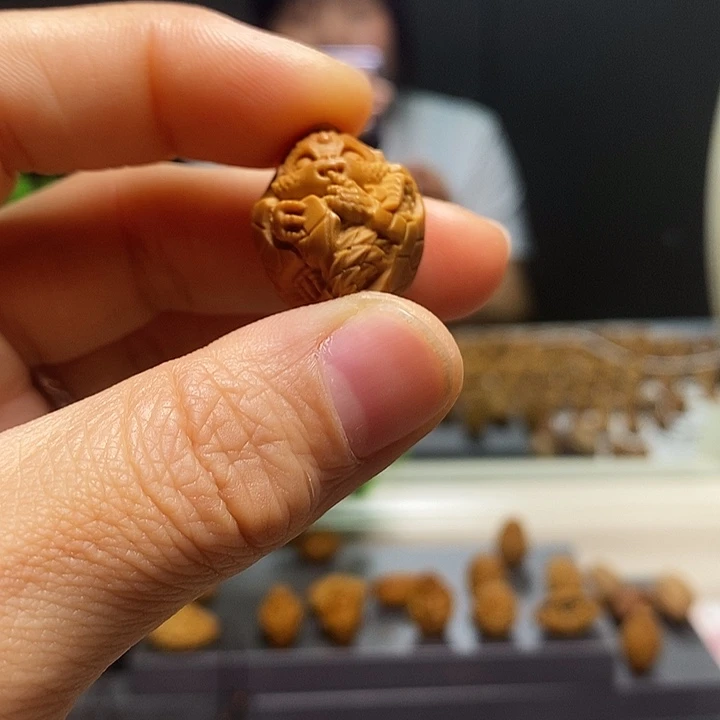 橄榄核吊坠橄榄球赛