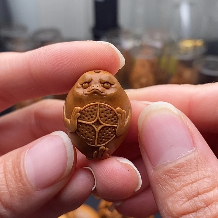 橄榄核吊坠欣*猪呱呱来财