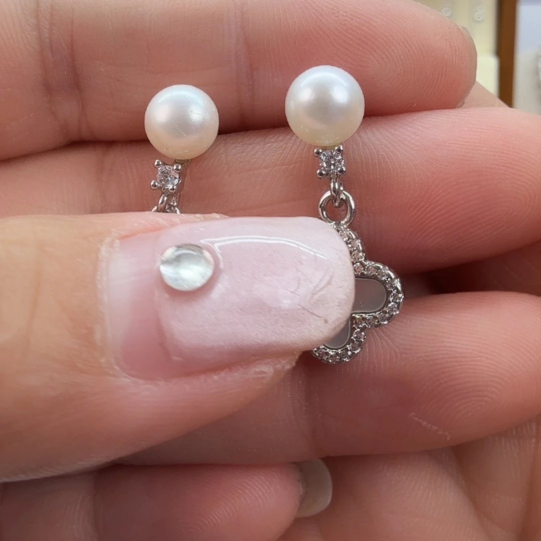 未镶嵌淡水珍珠耳饰