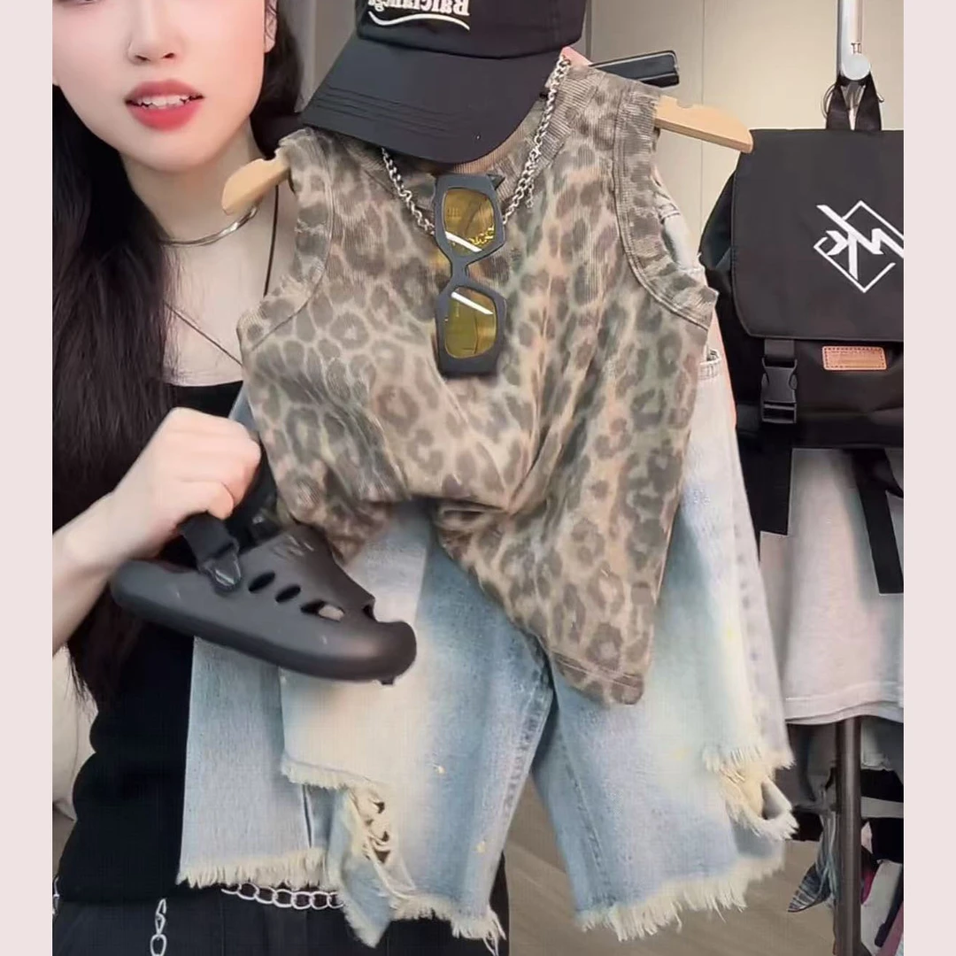 男童夏款套装2025新款韩版牛仔破洞短裤豹纹百搭无袖背心两件套潮