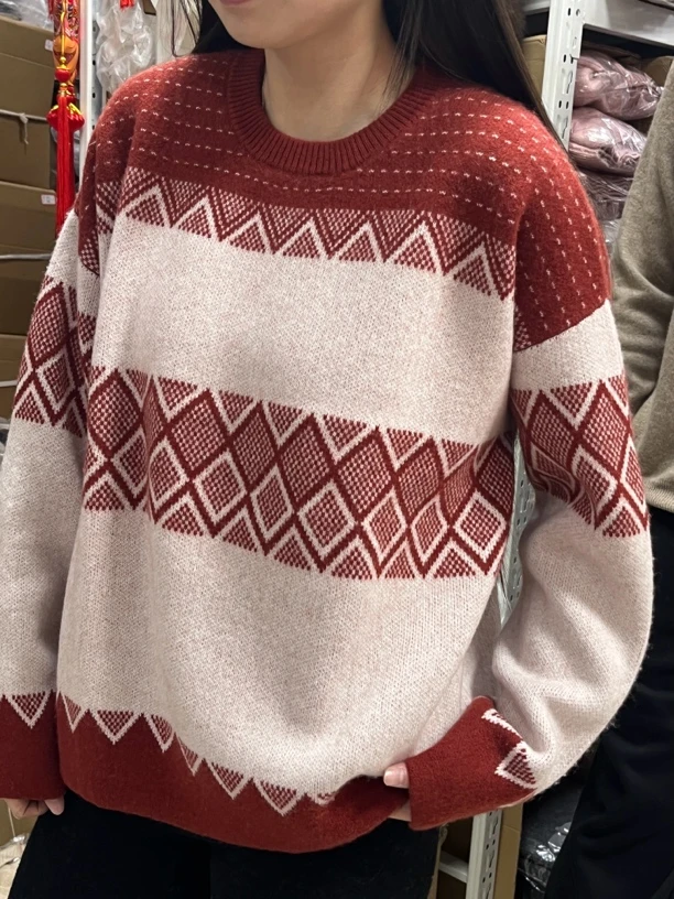 红色芝麻点菱形提花圆领套头打底衫  zz 8185