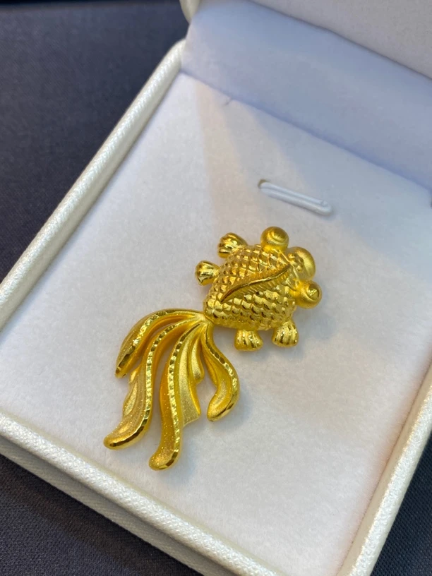 足金999金鱼吊坠