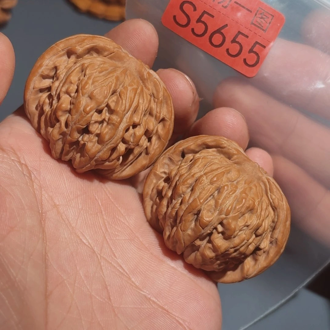 文玩核桃把件汉高楼