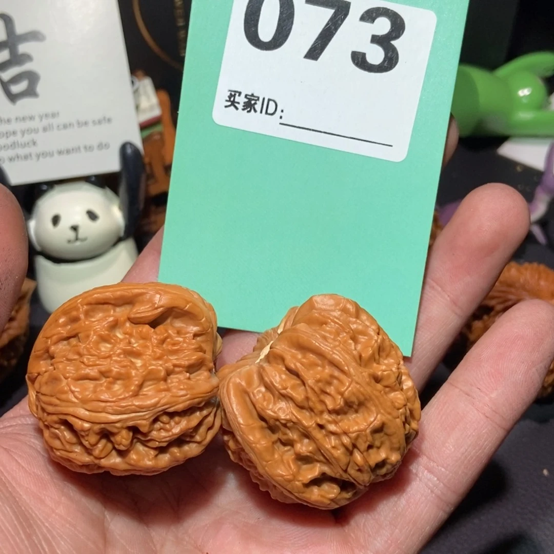 文玩核桃把件073白狮子