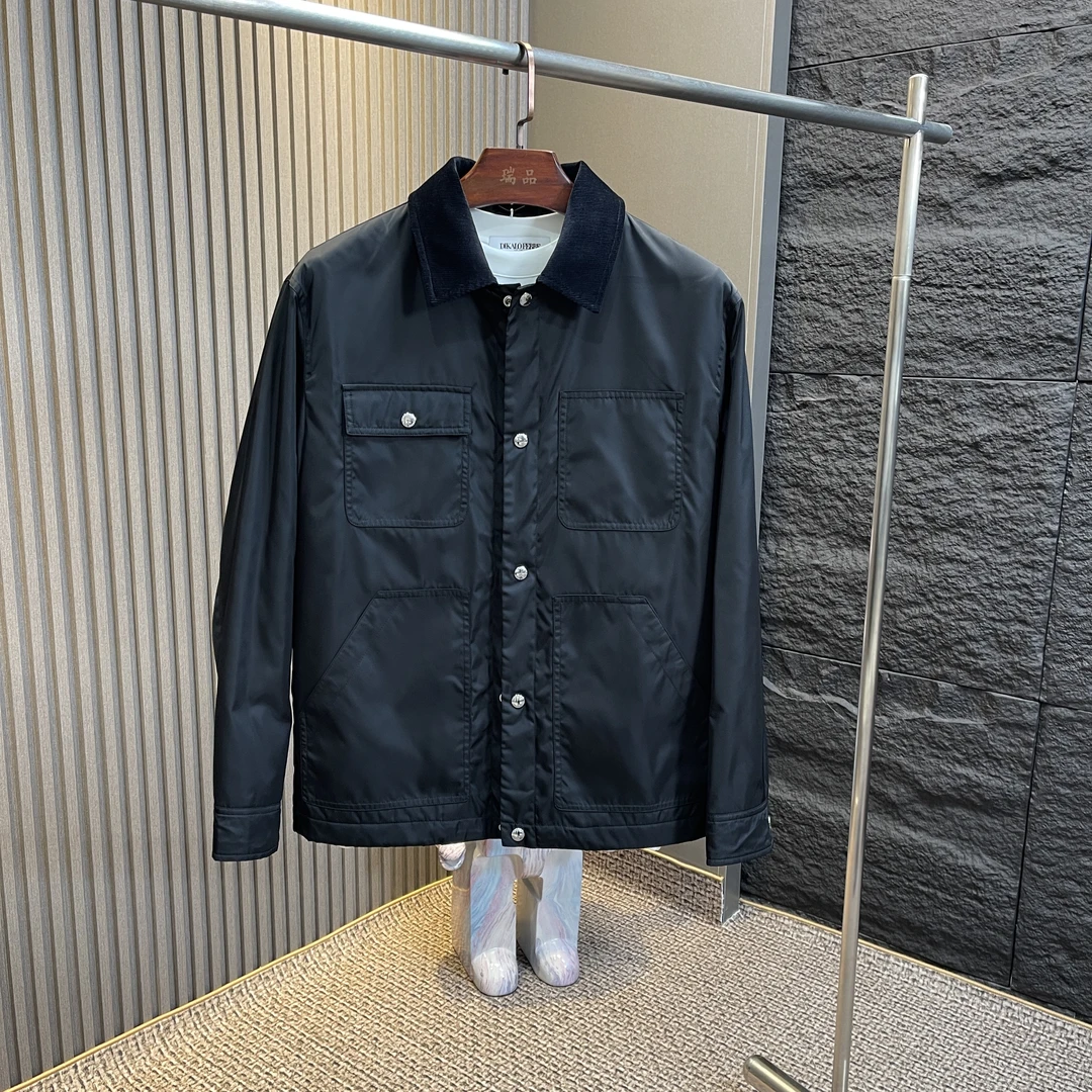 迪卡里奥·费雷《DIKALO FERRE》秋冬翻领薄棉服