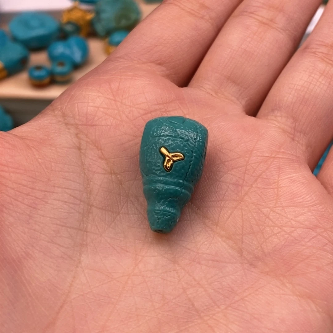 未镶嵌绿松石挂件