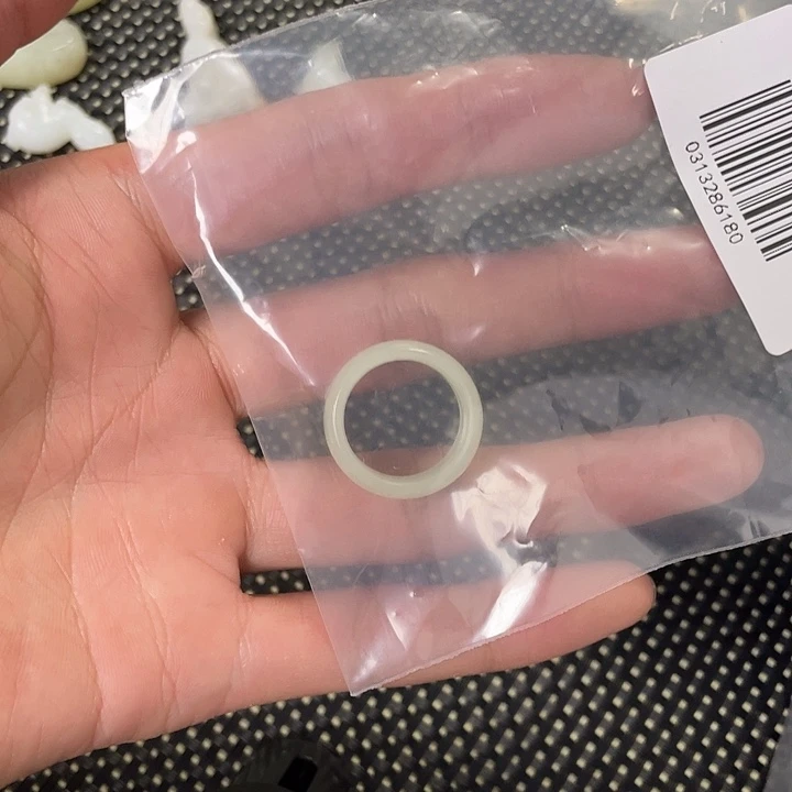 和田玉（糖玉）戒指未镶嵌苍****边