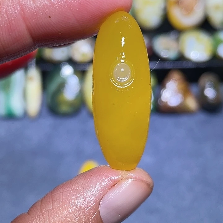 玛瑙/玉髓未镶嵌珠宝奇石
