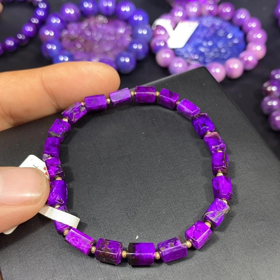 苏纪石（舒俱来）未镶嵌南非舒俱来火焰纹丝绒凝胶紫方糖单圈