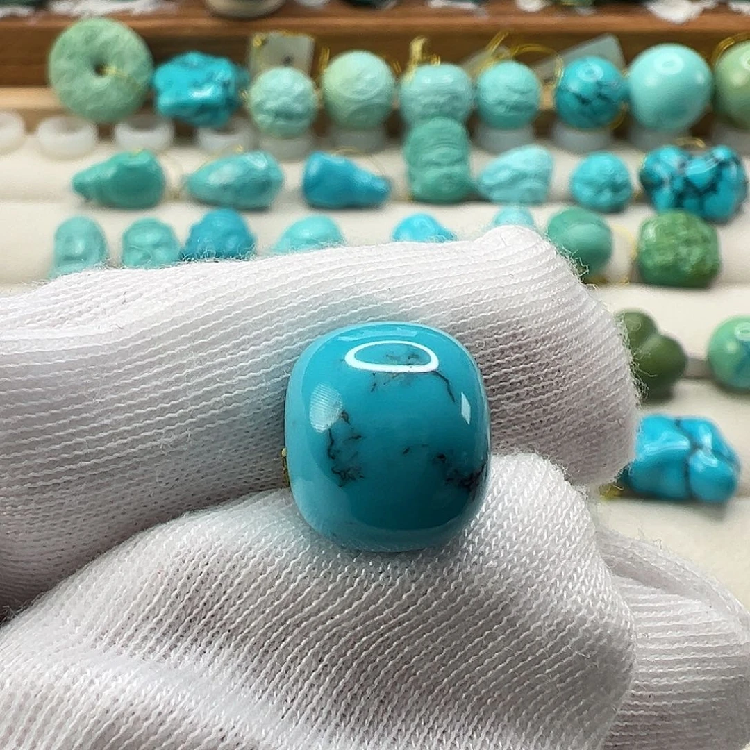 绿松石配饰未镶嵌