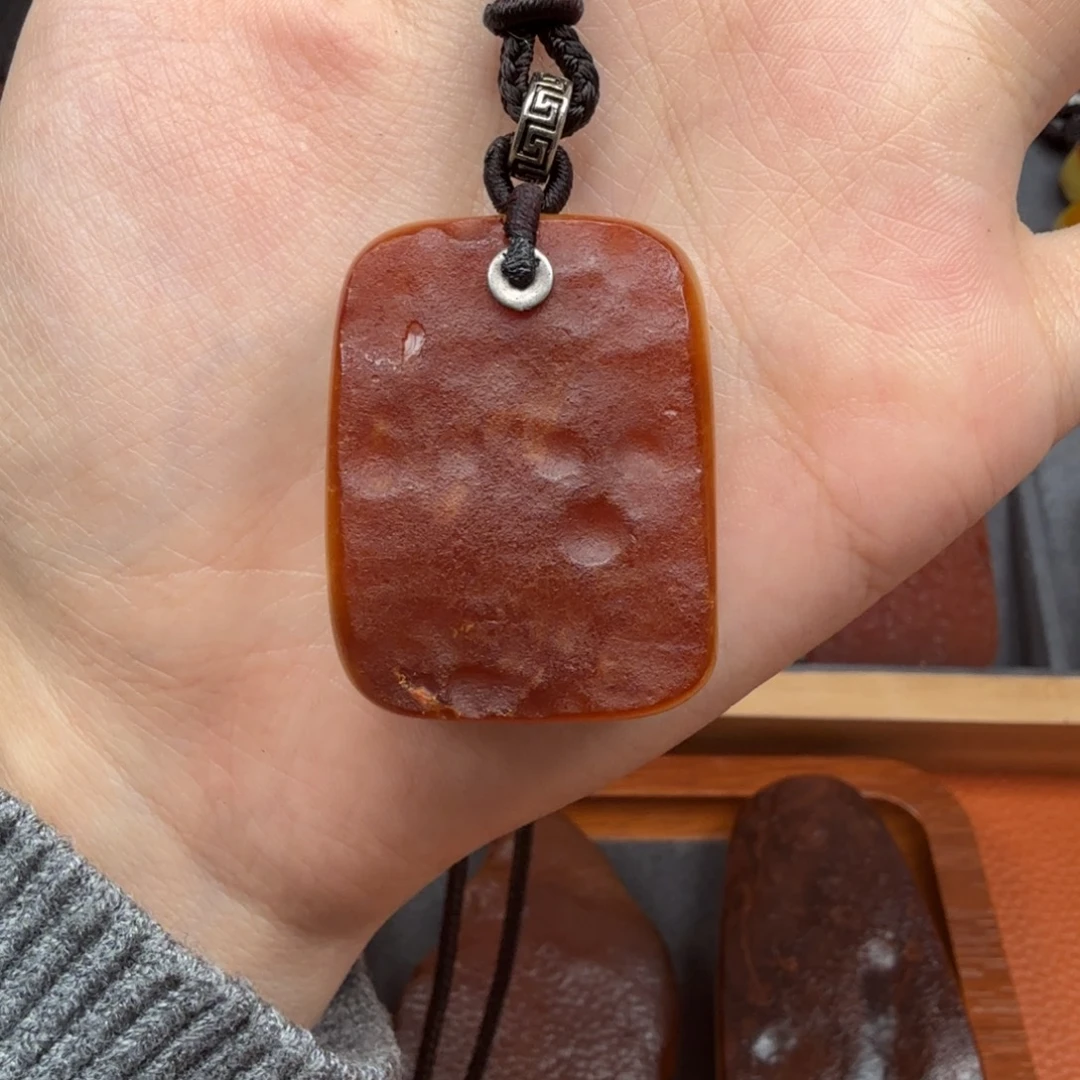 蜜蜡未镶嵌吊坠(赠链)