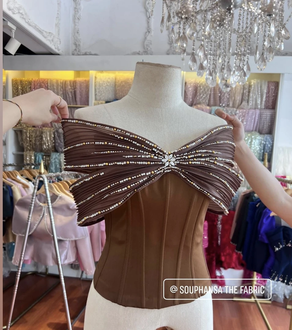 东南亚高定布料重工傣族服装 仿珠宝绣