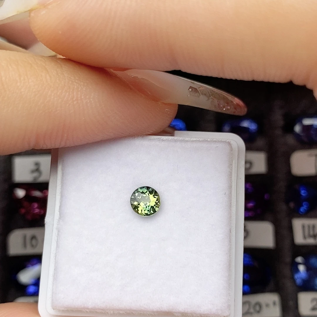 裸石蓝宝石0.37ct/2128号