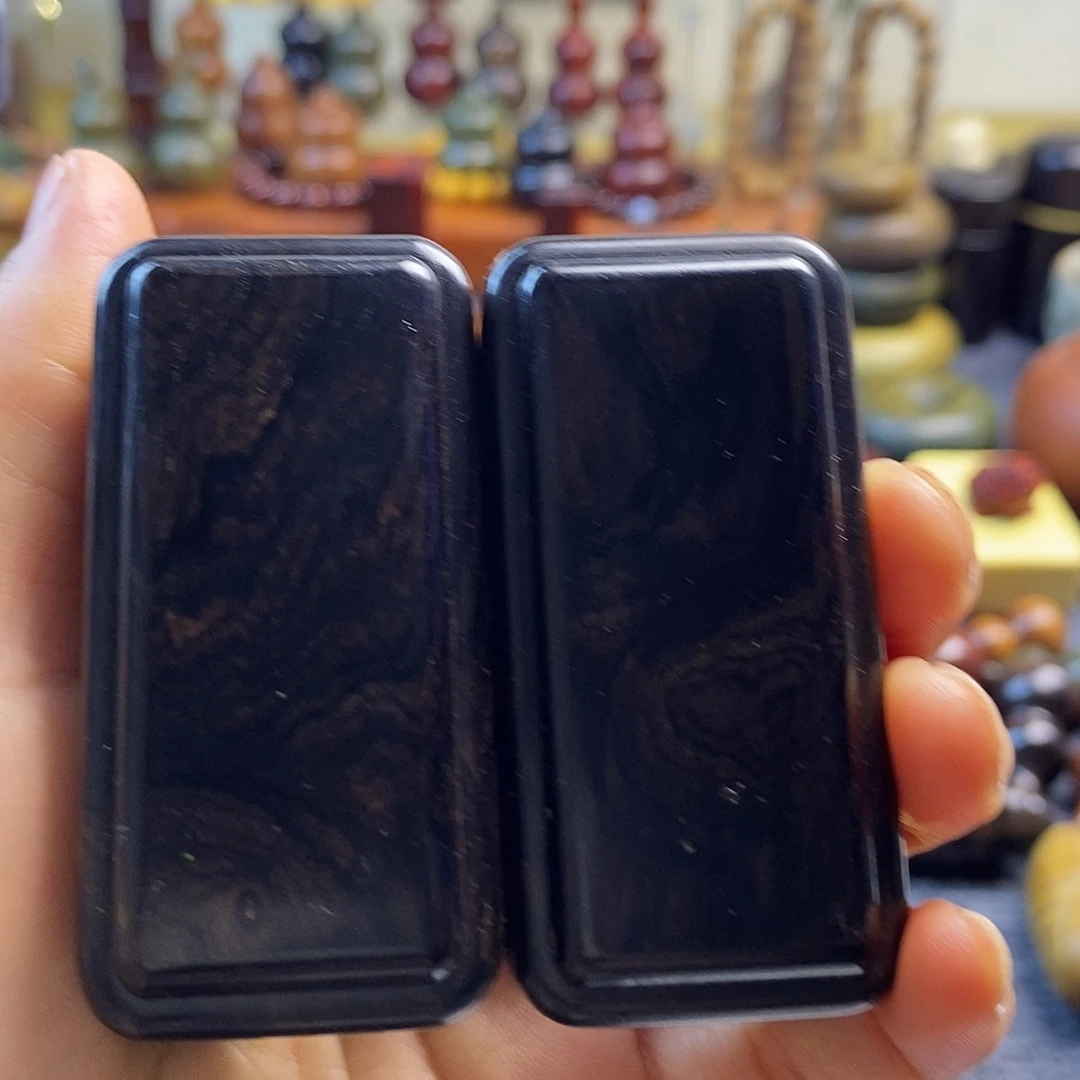 何***，咯图咯我摸了咯摸摸了咯额额额