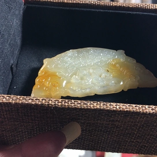 和田玉（糖玉）未镶嵌颈饰