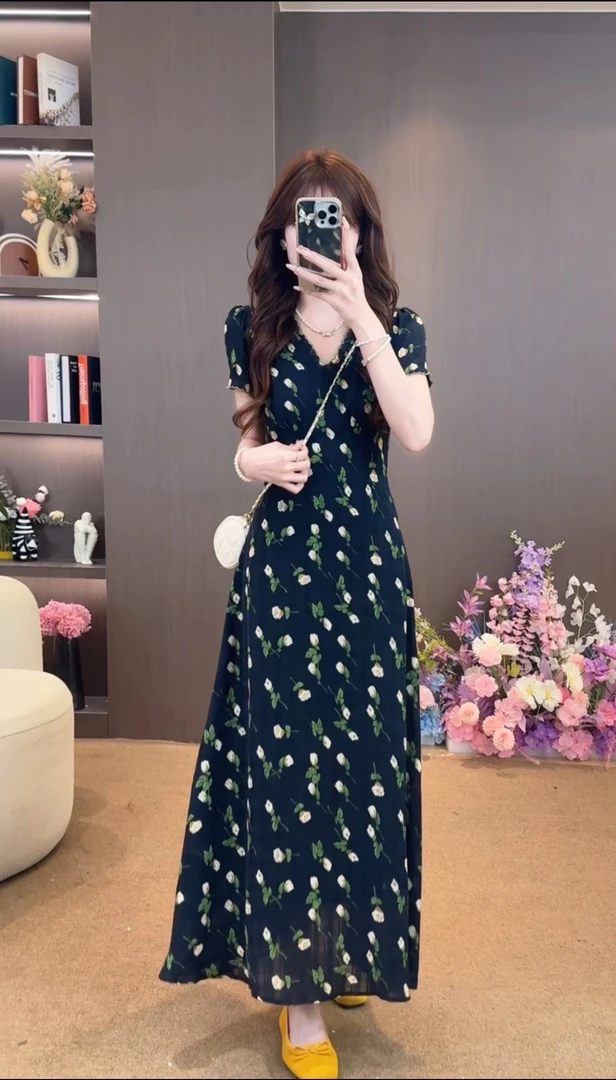 2025夏季新款碎花法式气质显瘦银河蜜语收腰中长款连衣裙