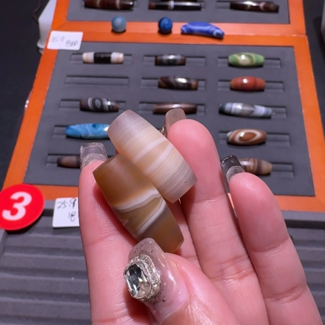 缠丝玛瑙磨砂勒子