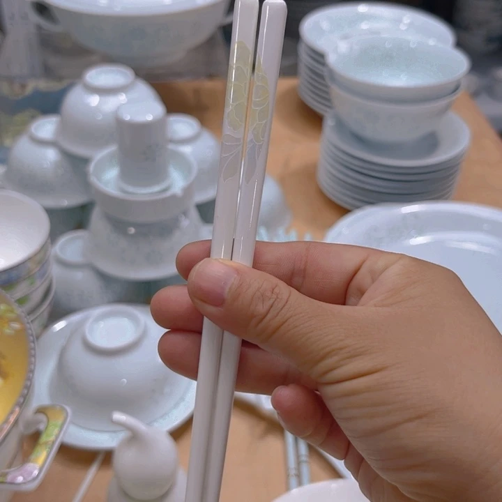 瓷片筷子十双陶瓷
