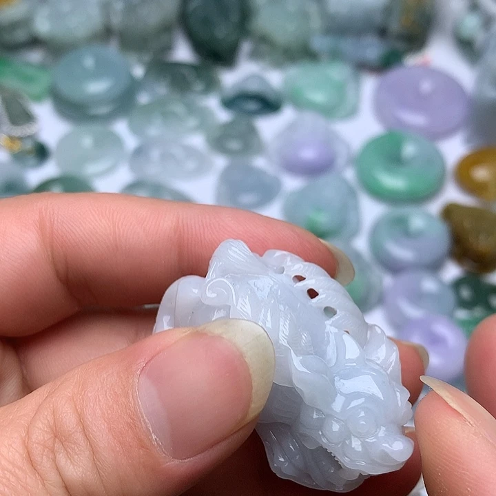 翡翠未镶嵌颈饰天然翡翠